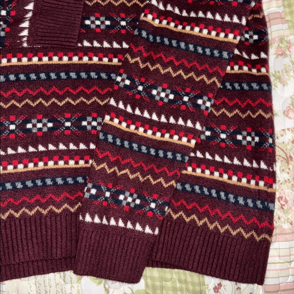 Old Navy Men’s Crew-Neck Sweater - Picture 3 of 6